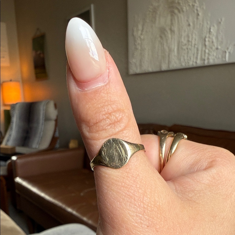 Gold Signet Ring 9ct size 7.5